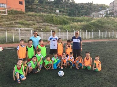 Simav'da Küçükler Futbol Turnuvası