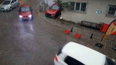 Tekirdağ'da Şiddetli Sağanak Yağış Hayatı Durma Noktasına Getirdi