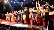 'Uluslararası Altın Karagöz Halk Dansları Yarışması'nda Final Gecesi