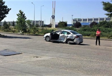 Eskişehir'de Trafik Kazası Açıklaması 2 Yaralı