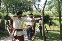 ÜMRANİYE BELEDİYESİ - Ümraniye'de Okçuluk Kursiyerleri Törenle 'Usta Okçu' Oldu