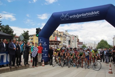 15 Temmuz Etkinlikleri Kapsamında Bisiklet Yarışı Düzenlendi
