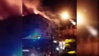 Ankara'da Çatı Yangını