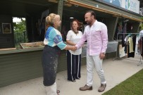 NEVZAT DOĞAN - Başkan Doğan Sanat Tepesi'ndeki İZMEK Stantlarını Gezdi