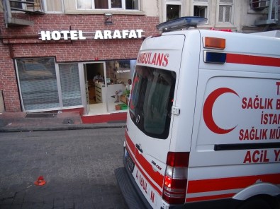 Beyoğlu'nda Yaşlı Adam Otel Odasında Ölü Bulundu