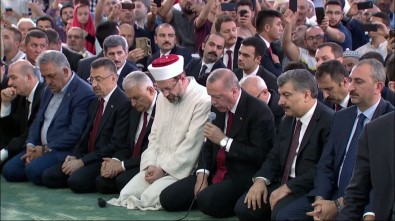 Erdoğan Şehitler İçin Kur'an-I Kerim Okudu