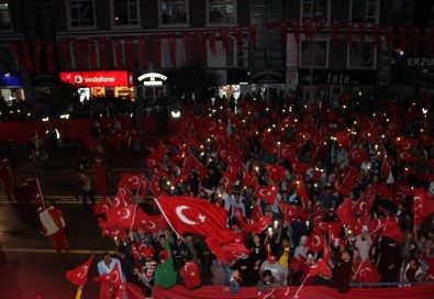 Erzurum'da 15 Temmuz Demokrasi Ve Milli Birlik Günü Coşkusu