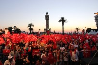 TARİHİ SAAT KULESİ - İzmir'de Demokrasi Nöbeti Başladı