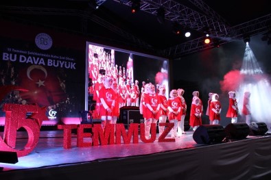 Minikler 15 Temmuz'u İşaret Diliyle Anlattı