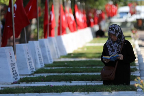 Türkiye 15 Temmuz şehitlerini anıyor