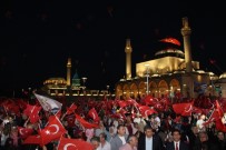 15 Temmuz'un Yıldönümünde Binlerce Kişi Mevlana Meydanı'na Akın Etti