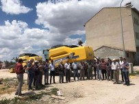 ASAF AKAR - Aslanapa Ovası'nda Hububat Hasadı Dualarla Başladı