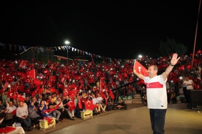 Darıca'da 15 Temmuz Çoşku İle Kutlandı