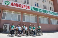 ENGELLİ SPORCULAR - Engelli Sporcular Takımlarının Kapatılmasına Tepki Gösterdi