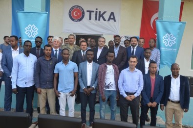Somali Türkiye Mezunları Derneği TİKA Tarafından Yenilendi