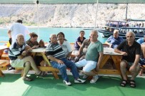 EMEKLİ VATANDAŞ - Emekliler Akdeniz'i Yeniden Keşfetti