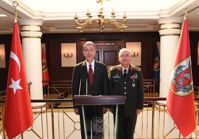 Milli Savunma Bakanı Akar'dan Genelkurmay Başkanı Güler'e Ziyaret
