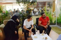 ENİNE BOYUNA - Başkan Uğurlu, Vatandaşlarla Yakından İlgileniyor