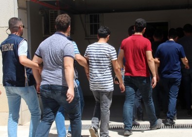 Elazığ'daki FETÖ/PDY Soruşturmasında 2 Tutuklama