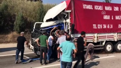 Mersin'de Otoyolda Kamyonlar Çarpıştı Açıklaması 2 Yaralı