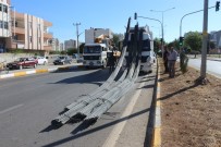 İnşaat demirleri ok gibi fırladı