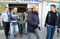 KATİL ZANLISI - 9 Bıçak Darbesiyle Annesini Öldüren Sanık Hortumla Da Boğazını Sıkmış