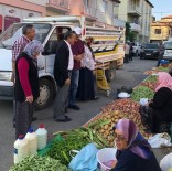 ORGANİK SEBZE - Başkan Tutal Pazarcı Esnafı İle Buluştu