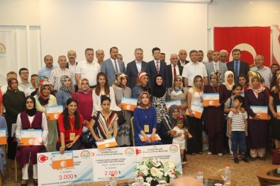 Elazığ'da Girişimcilik Kursu Alan Kadınlara Sertifika Verildi