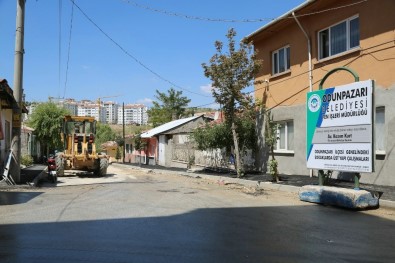 Erenköy'ün 40 Sokağında Yol Yapım Ve Onarım Çalışması