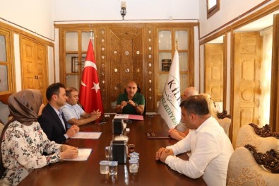 'Evde Yaşlı Bakım' Protokolü İmzalandı