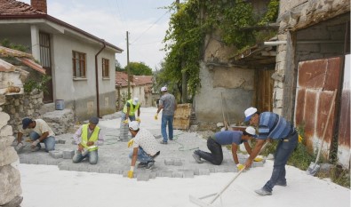Seyitgazi Belediyesi Sancar'da Çalışmalarını Sürdürüyor