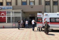 MUSTAFA BOZKURT - Traktör Devrildi Açıklaması 1 Ölü, 1 Yaralı