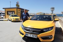 EKMEK TEKNESI - Van'da Taksi Durakları Yenileniyor