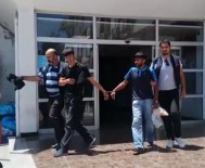 YANKESİCİLİK VE DOLANDIRICILIK BÜRO AMİRLİĞİ - Araç İçerisinde Konuşurken Cep Telefonunu Çaldılar