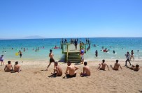 VAN GÖLÜ - Erciş Belediyesi Kadın Ve Aile Plajı'nın Sezon Açılışı Gerçekleştirildi