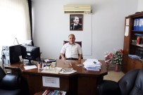 FETÖ'den Gözaltına Alınan Kaymakamı Savunan Müdür, İHA Muhabirine Saldırdı Haberi