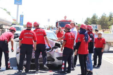 Şanlıurfa'da Trafik Kazası Açıklaması 2 Yaralı