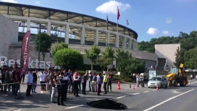 Beşiktaş'ta Yolda Çökme
