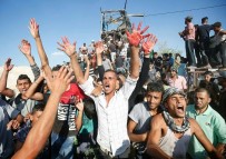İsrail Gazze Sınırına Saldırı Düzenledi Açıklaması 3 Ölü