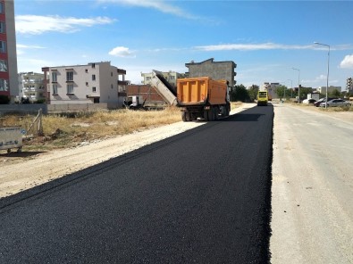 Kahta Belediyesi Asfalt Çalışmalarını Sürdürüyor