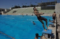 BATMAN ÇAYI - Bin 200 Çocuk Ve Genç Serinlemek İçin Olimpik Havuza Gidiyor