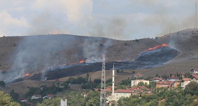 Karabük'te Korkutan Anız Yangını