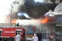 YANGIN HELİKOPTERİ - Karabük'te Mobilya Atölyesinde Yangın
