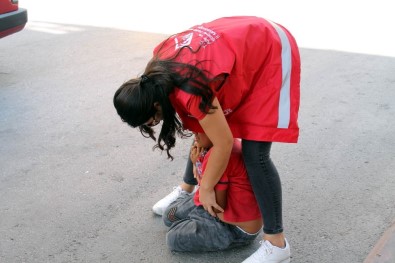 Yakalanan Çocuk Dilenciler Ailelerine Teslim Ediliyor