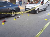 SİLAHLI KAVGA - Başkent'te Silahlı Kavga Açıklaması 4 Yaralı