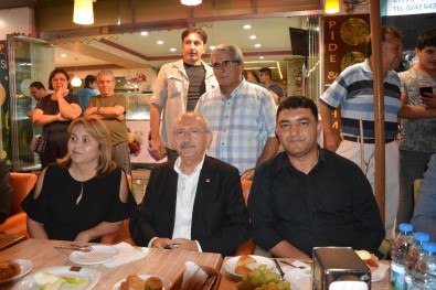 CHP Lideri Kılıçdaroğlu'na Korkuteli'nde Yanık Dondurma İkramı