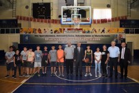 HAŞIM EĞER - Başkan Gül'den Spor Okullarına Sürpriz Ziyaret