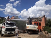 POLİS İMDAT - Bingöl'de 170 Metruk Yapı Yıkıldı