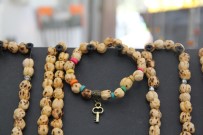 ÇAM SAKıZı - Bu Da Leblebi Tespihi