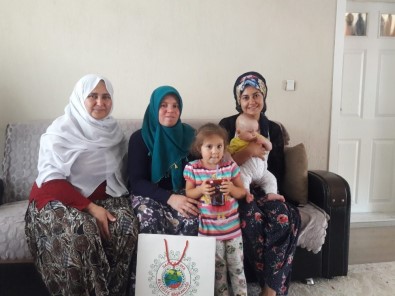 Sarıcakaya'da 'Hoş Geldin Bebek' Ziyaretleri Sürüyor
